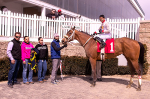 Juan Vazquez (far left). Photo by Jim McCue, Maryland Jockey Club.