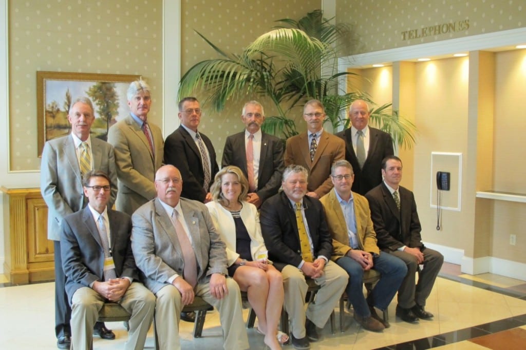 Dr. Patty Hogan and other faculty vets at the AO-VET Foundation Equine Fracture Repair Course. Photo courtesy of Dr. Hogan.