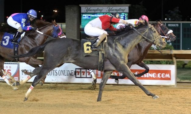 Charles Town jocks share wealth on Classic night