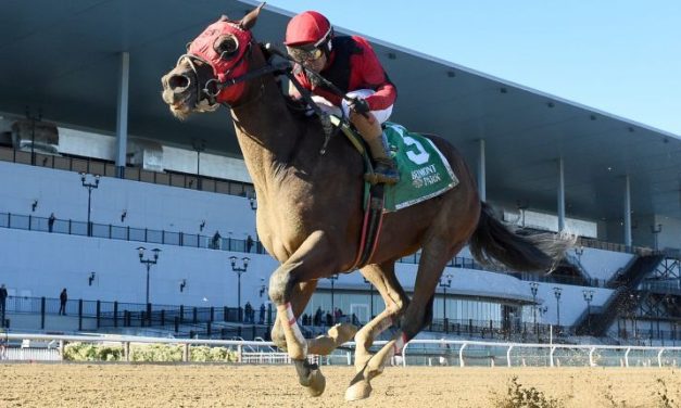 Double Crown gives trainer Cash first graded win