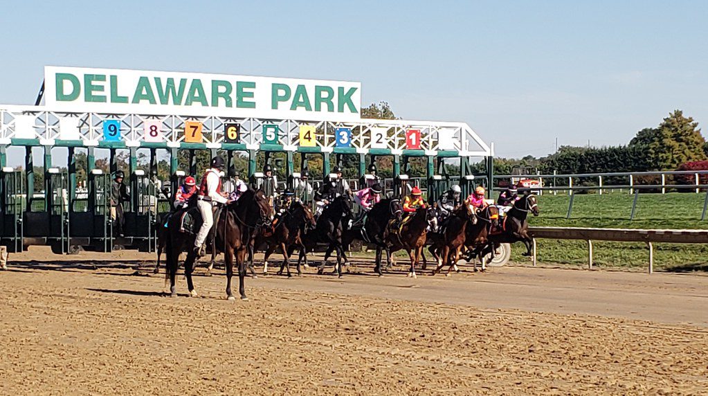 Tuskegee Airmen flies to Rocky Run victory * The Racing