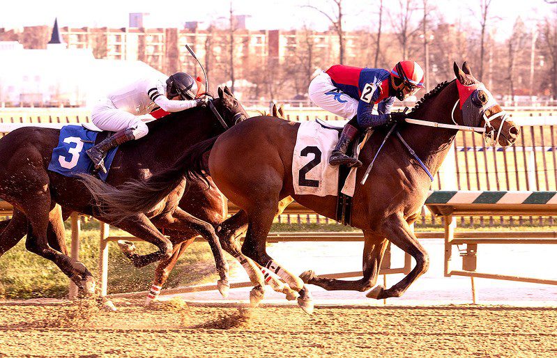 Laurel Park: Which jockeys and trainers are hot Mar. 17?