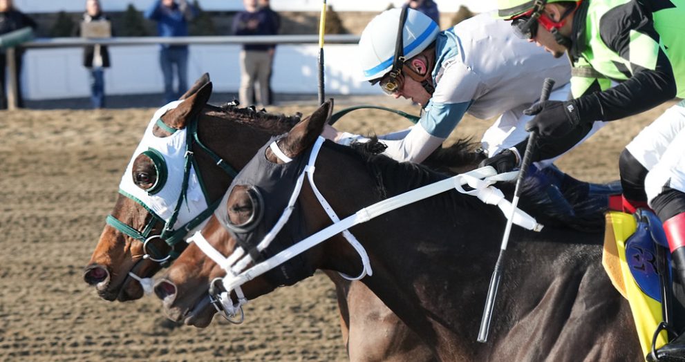 Passage East and Takethemoneyhone